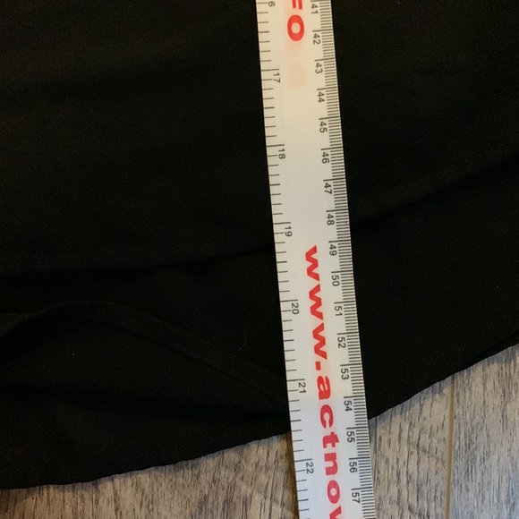 Monteau Los Angeles black women’s flowy cap sleeve blouse size S black - Picture 6 of 7